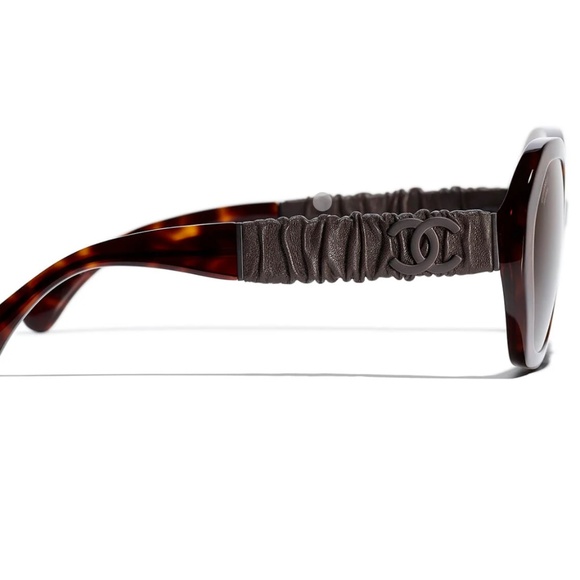 CHANEL Sunglasses - Picture 3 of 4